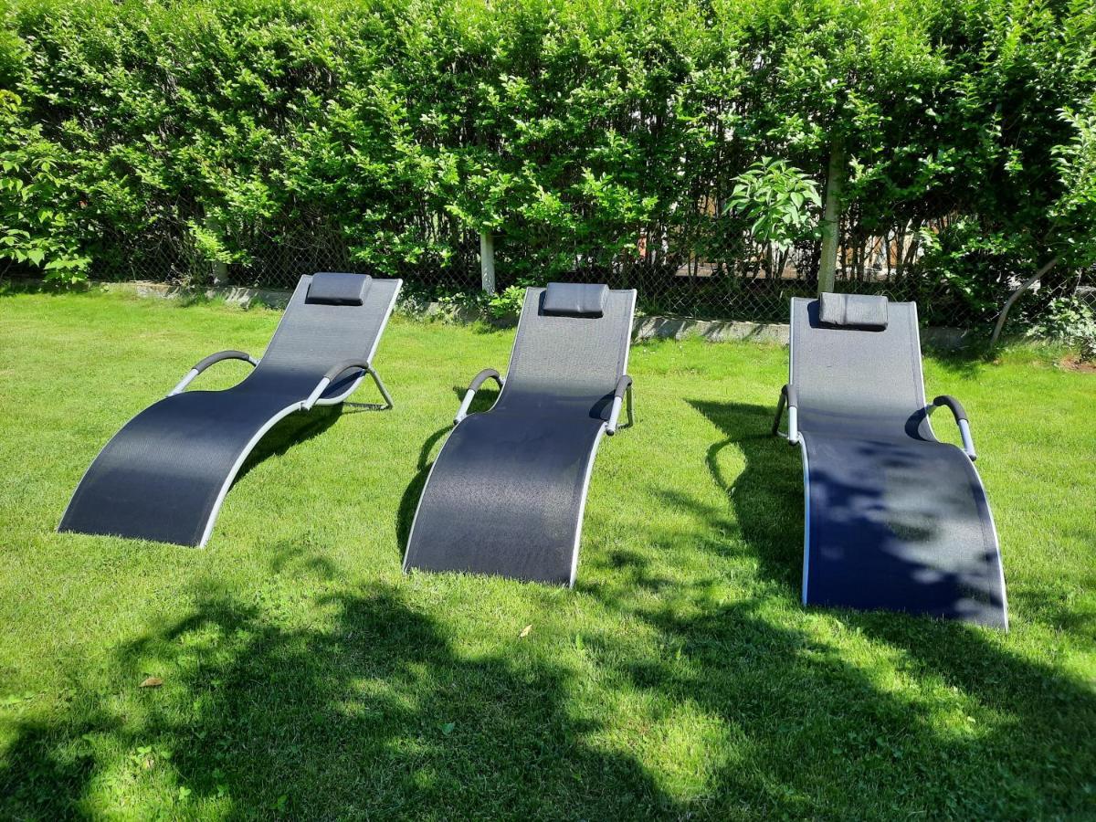 シオーフォク Sunny Garden Pihenohazヴィラ エクステリア 写真